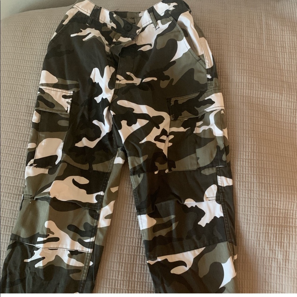 Camo pants